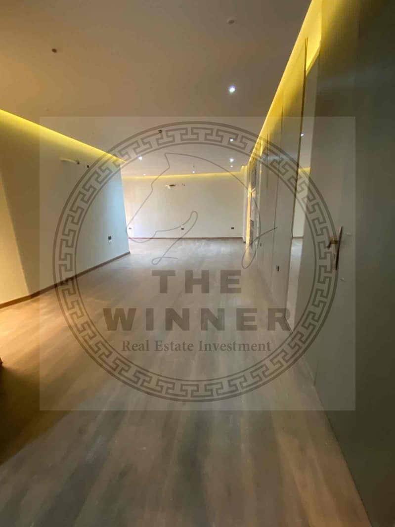 31 3f0b52ec-b8e1-4cfa-a17e-26bdf2ac7f66. jpg