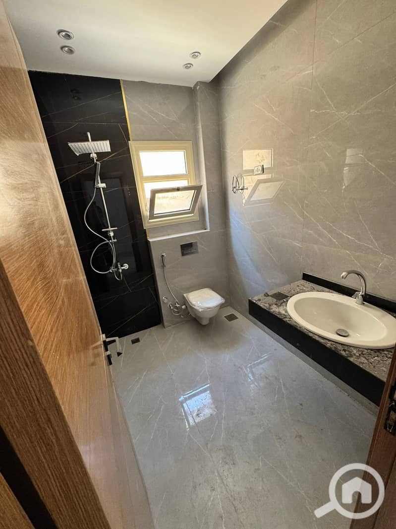 4 IMG-20251104-WA0039. jpg