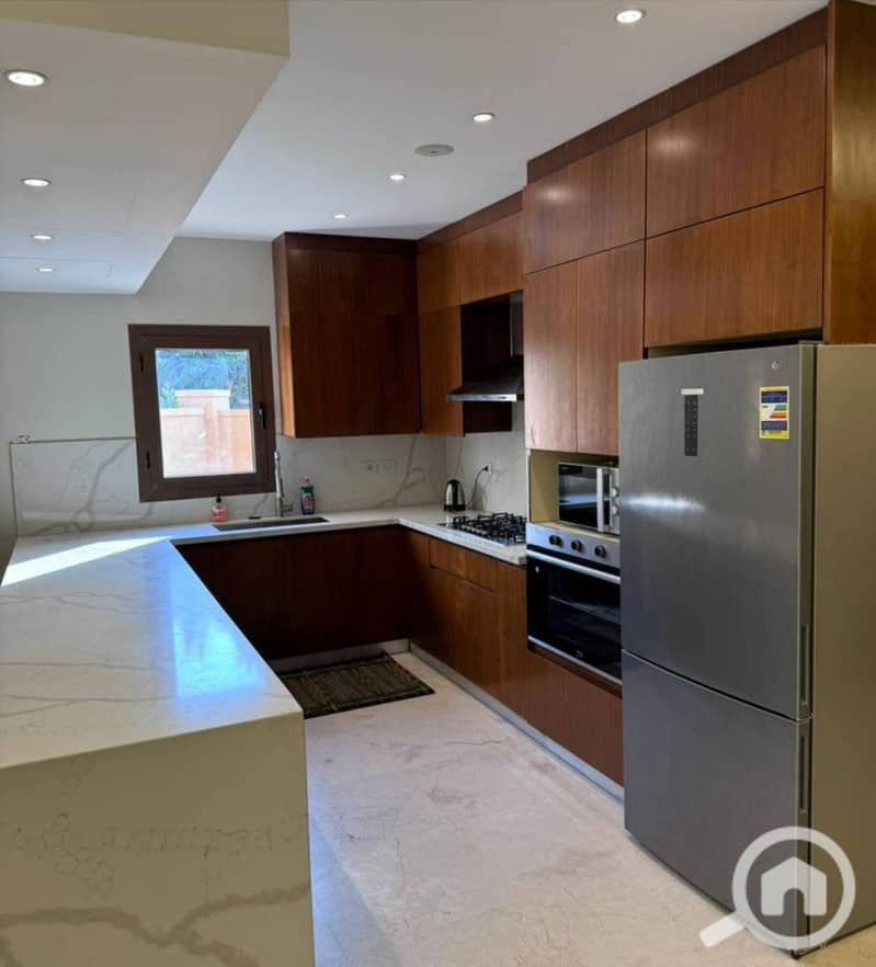 4 FB_IMG_1762284458929. jpg