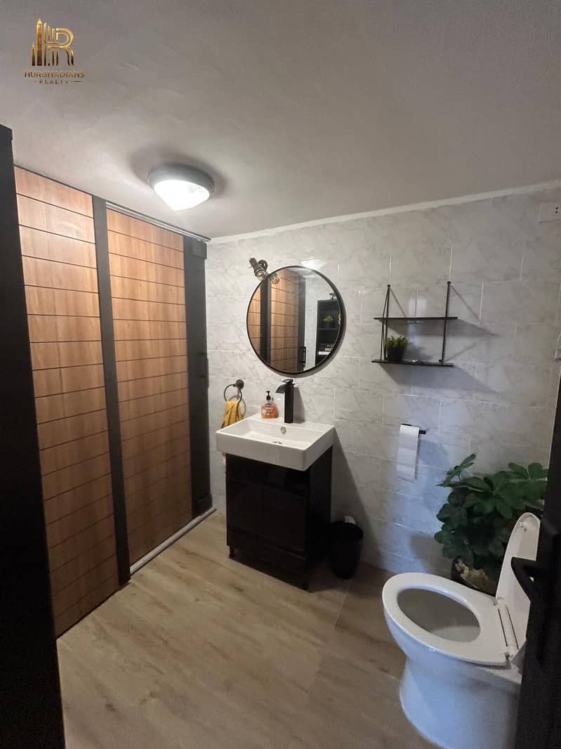 10 WhatsApp Image 2025-11-04 at 9.40. 11 PM. jpeg