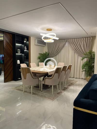 4 Bedroom Flat for Sale in New Cairo, Cairo - d833eccf-d812-49fe-af22-3a4a72c8be39. jpeg
