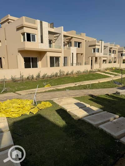 توين هاوس 5 غرف نوم للبيع في 6 أكتوبر، الجيزة - 368c7e33-d4e1-42d0-a5db-0df7a4223c94. jpg