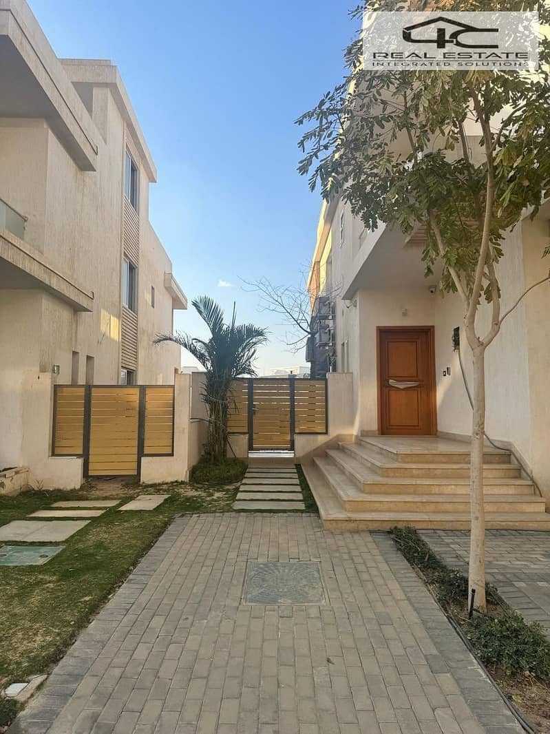 6 WhatsApp Image 2025-10-23 at 08.47. 16 (1). jpg