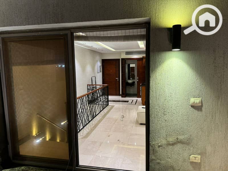 9 95b86d21-6575-4d9d-b3e2-e084f6d92def. jpeg