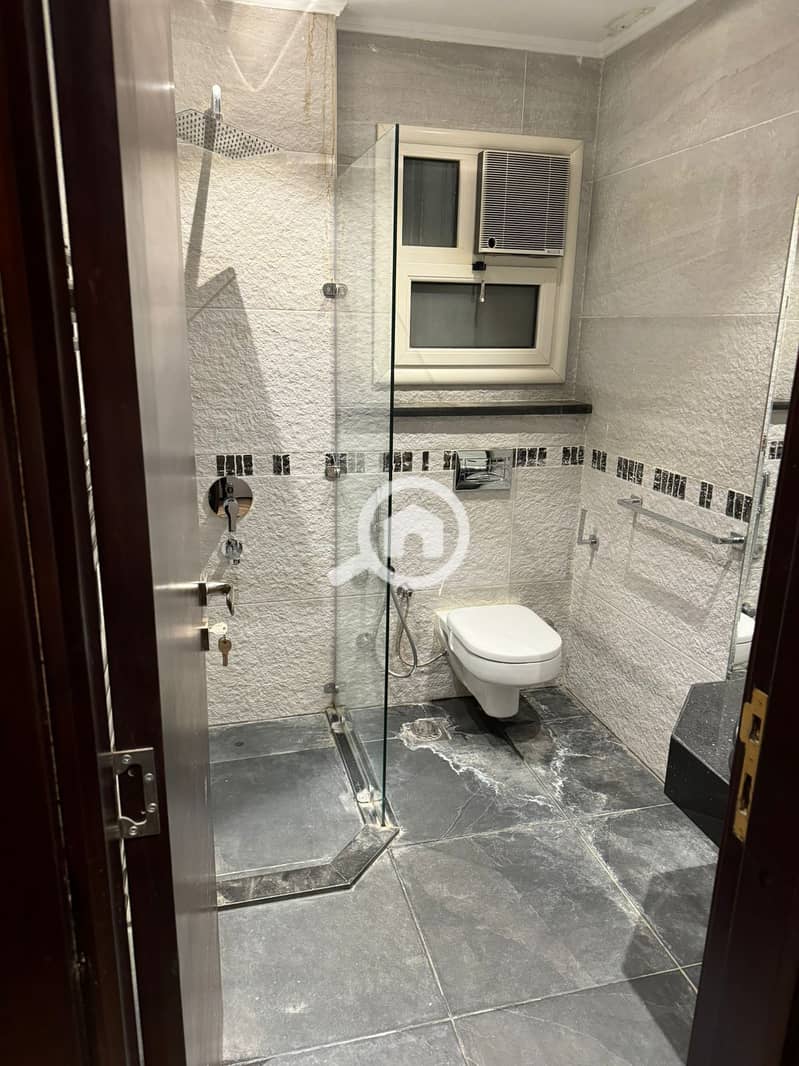 12 ab35c437-5fa0-4184-be88-74af178107d5. jpeg