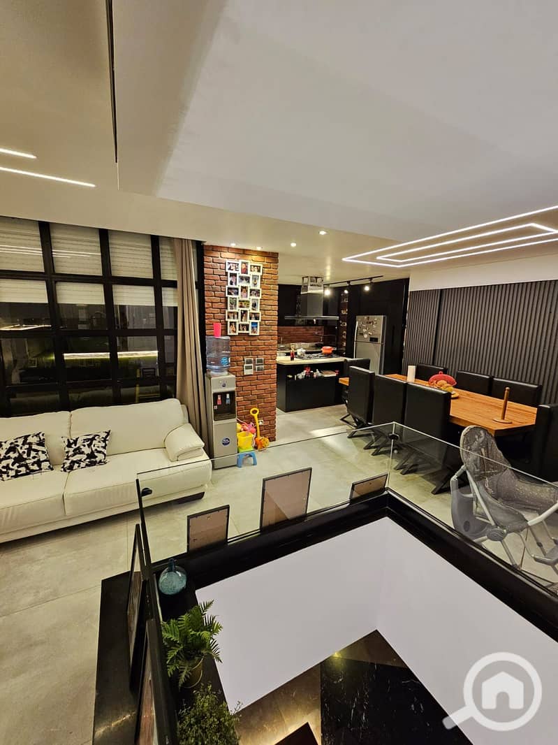 6 d9b385bf-e041-4cfe-92cb-618058d28f94. jpeg