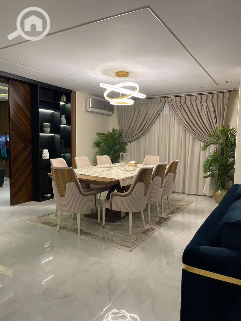 4 47647452-0f72-45d0-8074-646de146634e. jpeg