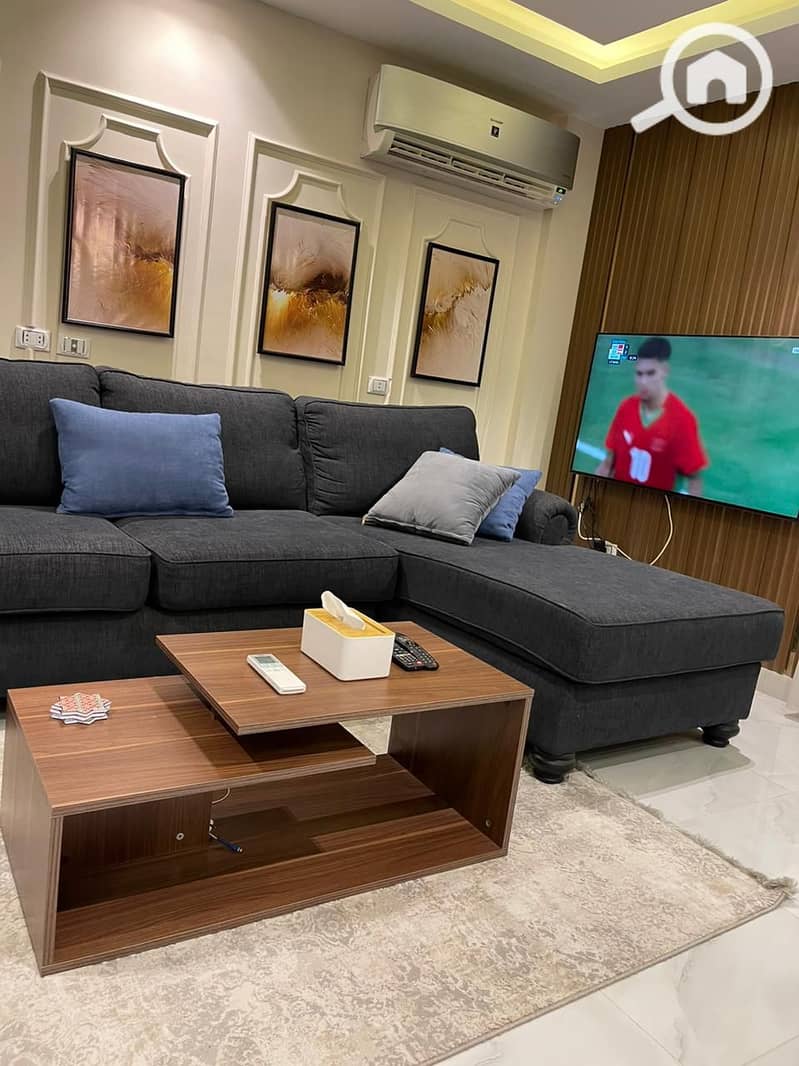 8 370838f3-2948-4702-bed2-939d810ad675. jpeg