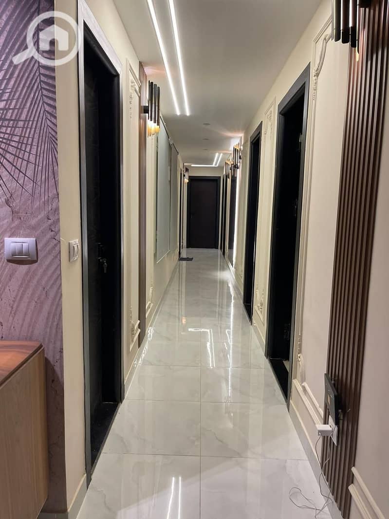 9 afe45733-d9c4-4aa7-940c-80dbbe5d3e91. jpeg