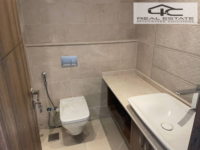 11 WhatsApp Image 2024-11-07 at 12.19. 31 PM. jpeg