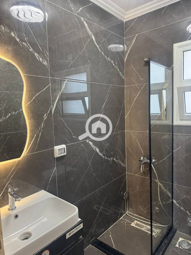 8 WhatsApp Image 2025-11-04 at 10.25. 39 PM (1). jpeg