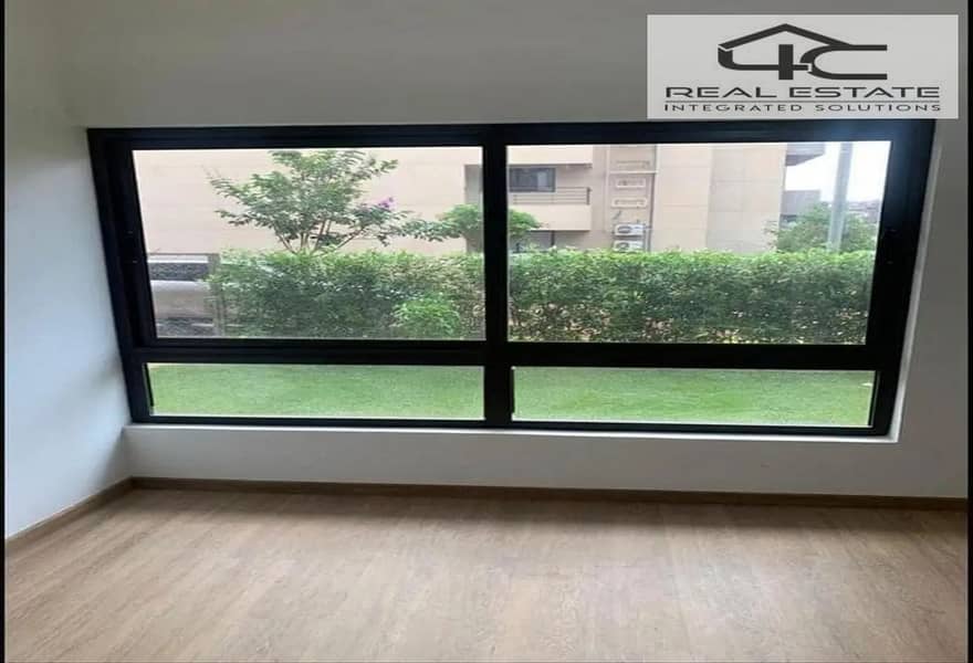 4 5948904-bad5do. png