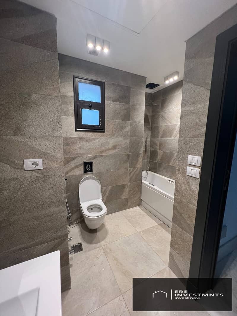 6 WhatsApp Image 2025-11-02 at 10.50. 24 PM (1). jpeg