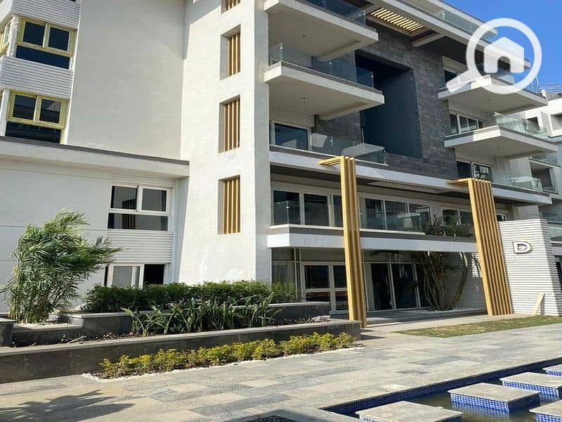 11 383066599_1979798359061178_4923697678758125309_n. jpg