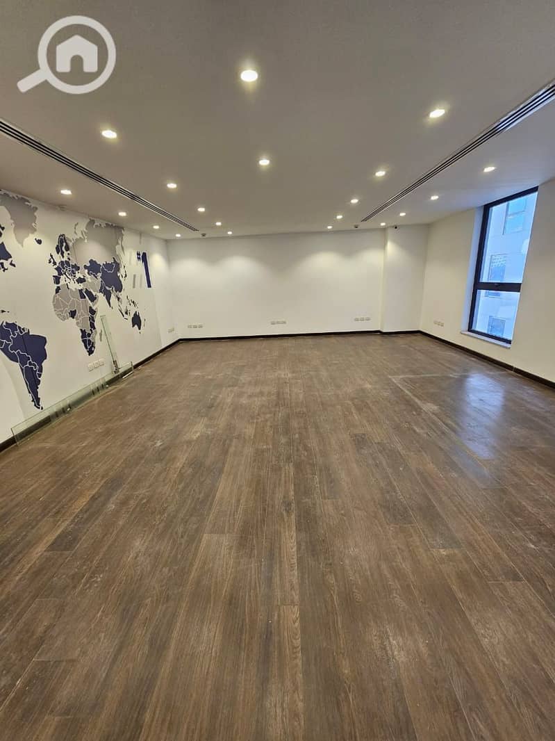 4 WhatsApp Image 2025-11-04 at 11.27. 43 PM (2). jpeg