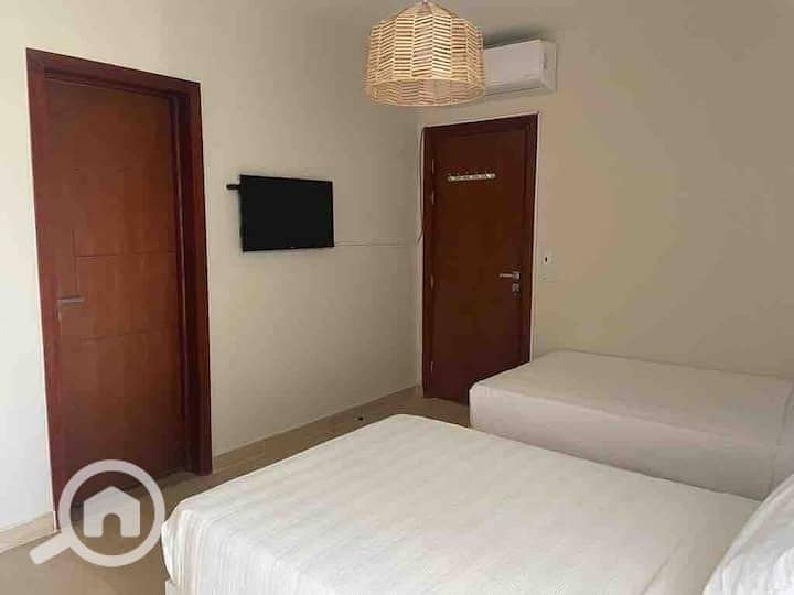 7 d3325939-e914-4595-88b0-b4892778fcdc. jpg