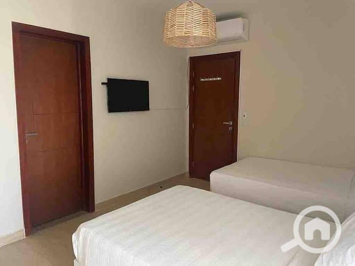 7 d3325939-e914-4595-88b0-b4892778fcdc. jpg