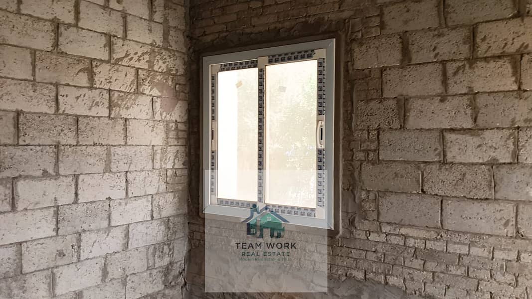 10 7a2c910d-c792-4a37-b594-234128fac065. jpg