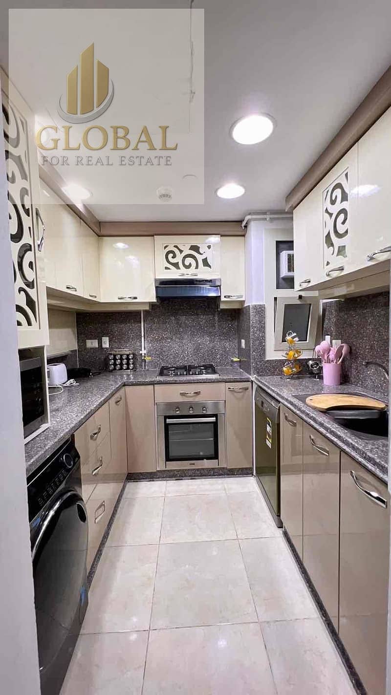 8 1e968b3f-725c-4f65-b716-d6c969e1b18a. jpg