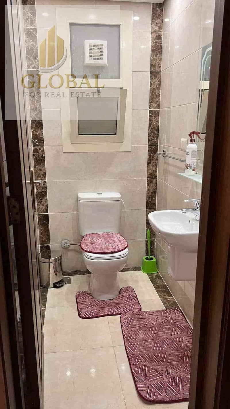 10 abd57065-5612-49e5-85fd-13692445128a. jpg