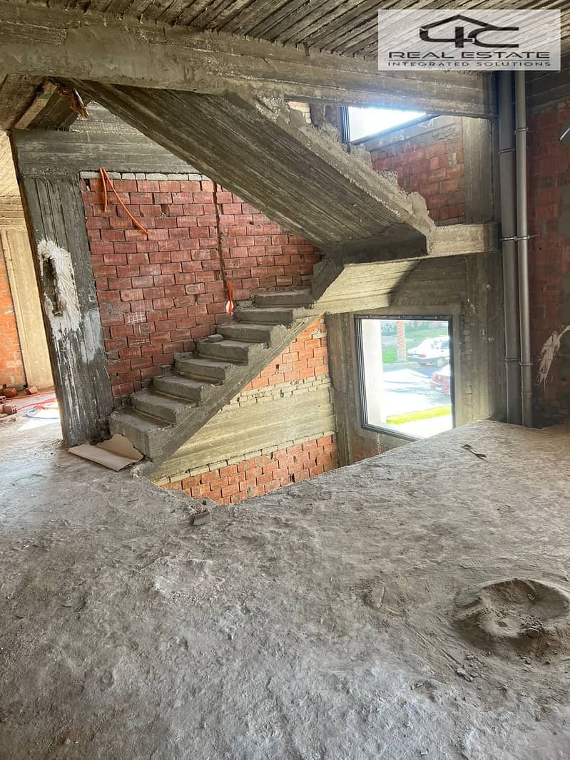 6 WhatsApp Image 2025-11-04 at 12.33. 48. jpeg