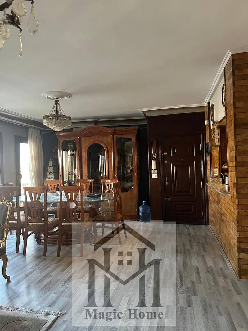 2 2fcb5b7a-9093-4358-9b22-b05e450ea459. jpg