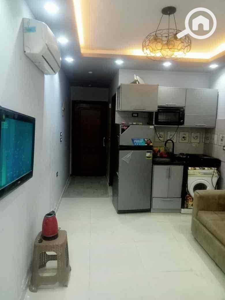 8 5d50bf2f-4d36-4efb-bed4-7b1f48058bb7. jpg