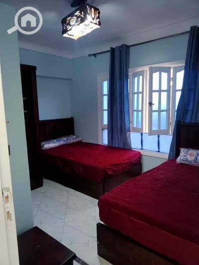 شقة 3 غرف نوم للايجار في ميامي، الإسكندرية - e8798019-cc11-4710-80c3-0f63a8cd7b72. jpg