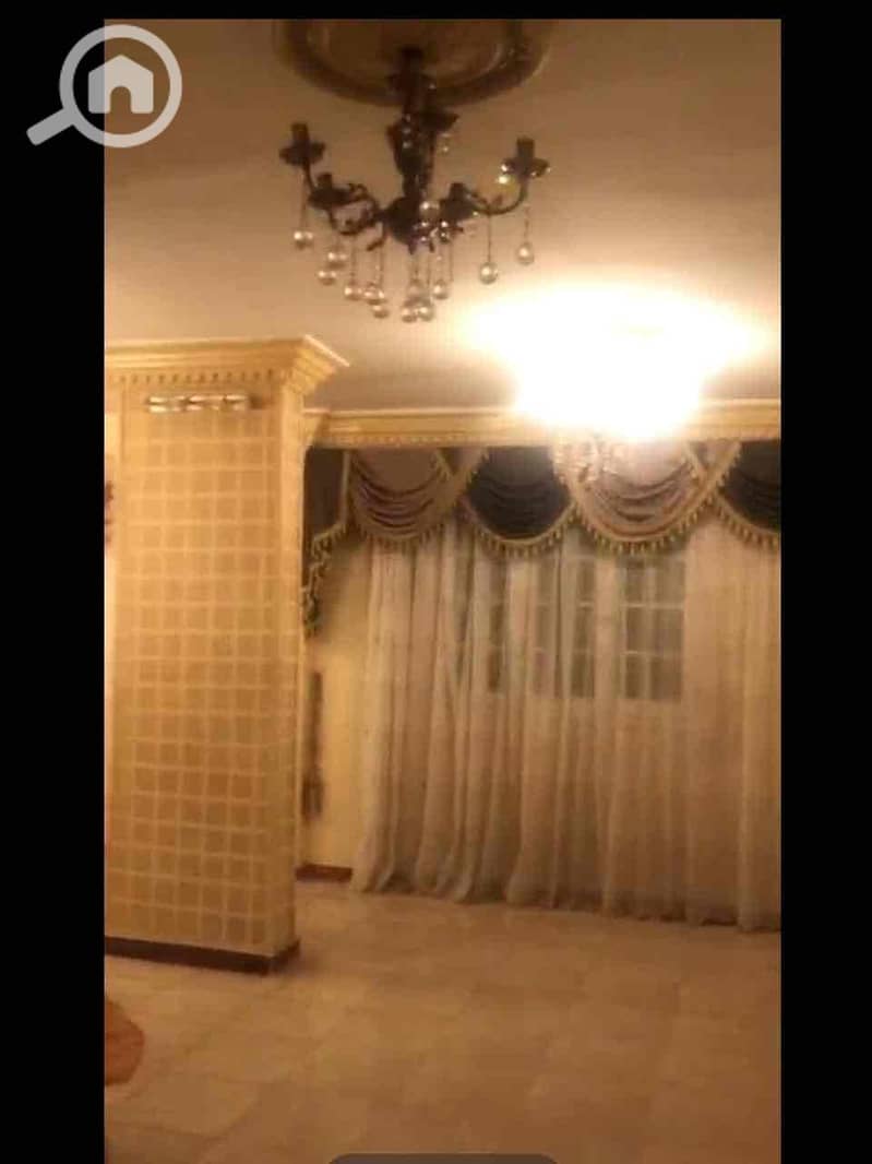 c7a43b9e-f61c-431d-95c3-dc27a44b4990. jpg