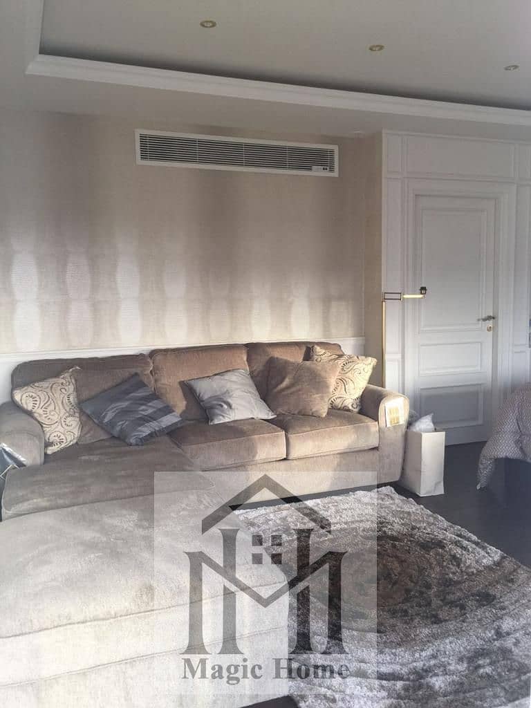 2 727c2cd5-9903-4838-8081-10da1c1733e3. jpg