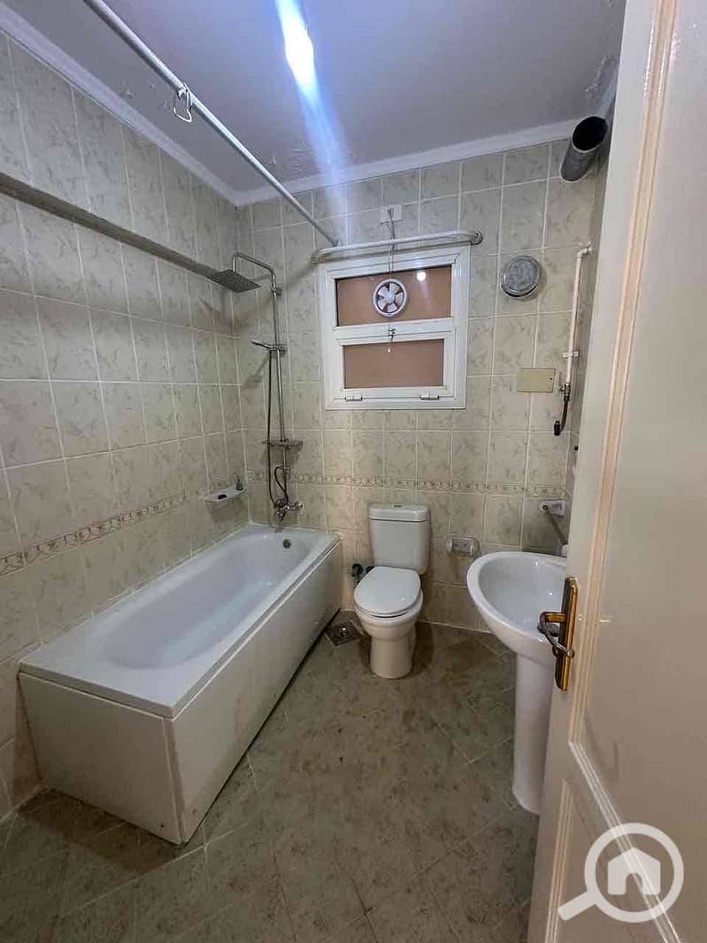 5 1e081eec-1488-4667-831a-c54bbafa07a5. jpg