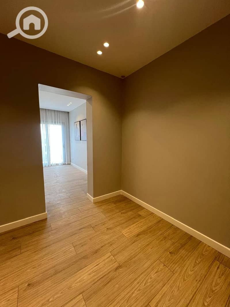 5 575109823_1349923436671659_912912539373855670_n. jpg