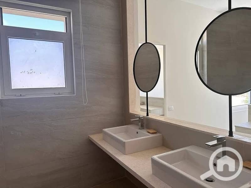 4 528224844_1086216573107333_5343120425410297981_n. jpg