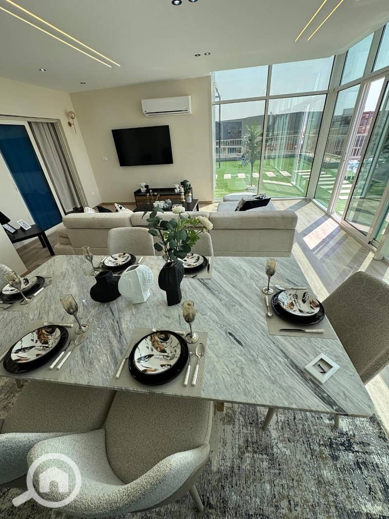 2 WhatsApp Image 2025-10-06 at 17.36. 03_fdadb6e1. jpg