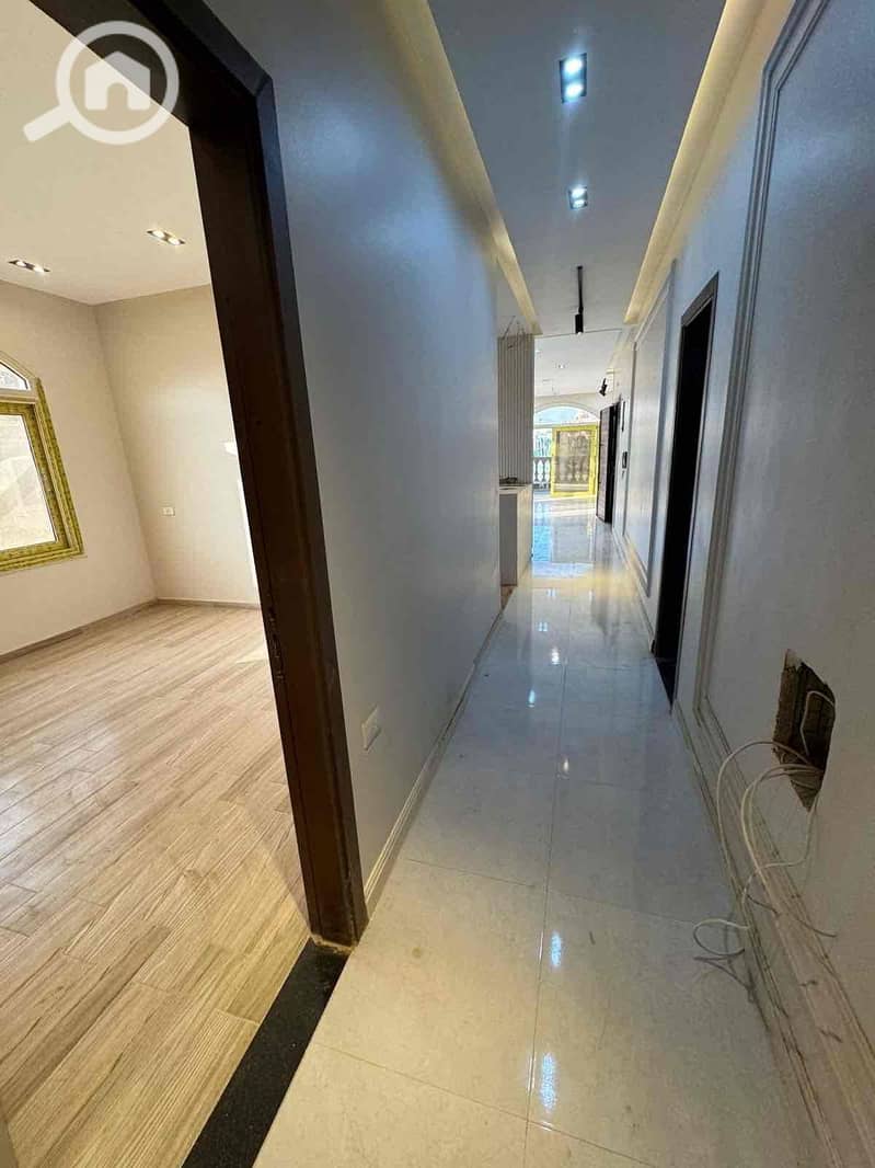 2 cd45e02c-e5cf-4b7f-b915-917579e7db39. jpg