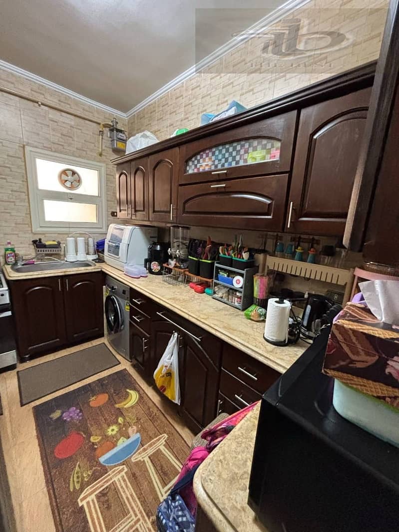 4 2bfb49b3-de0c-46aa-b596-7d70da9ce4cc. jpeg