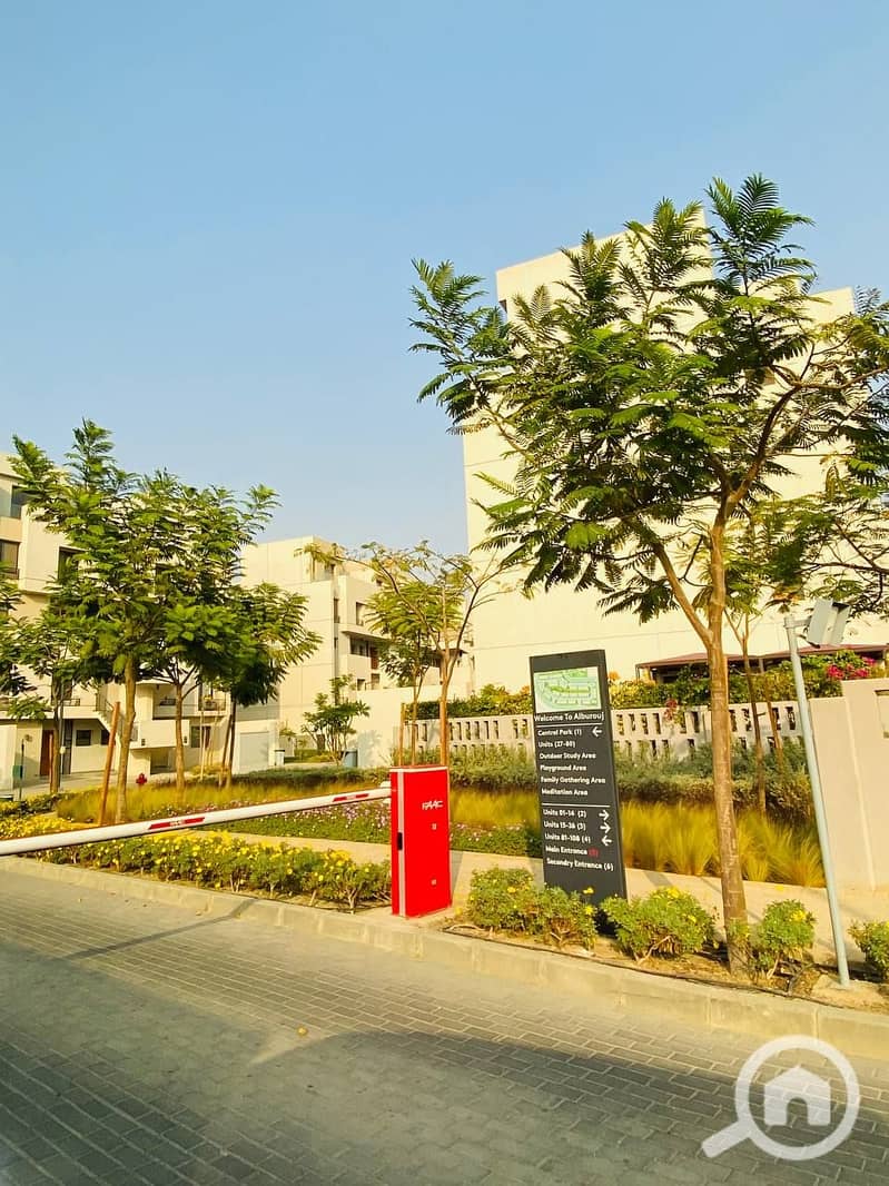 8 6019260742970228858_121. jpg