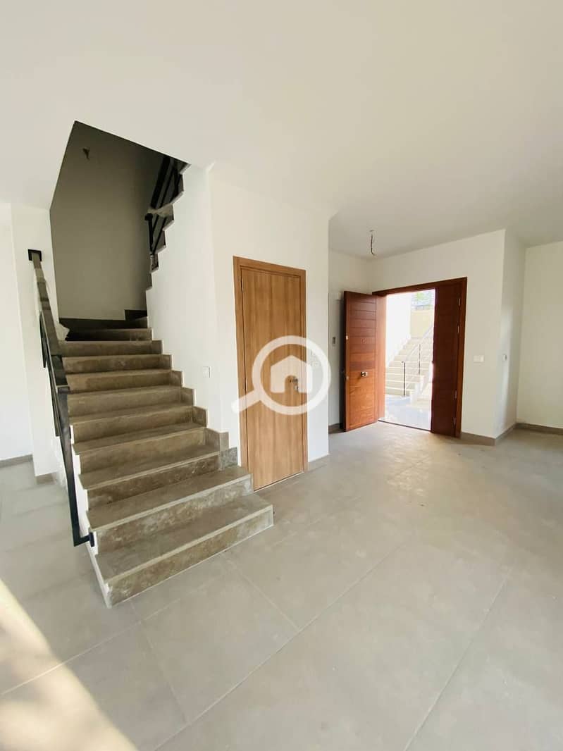 9 6019260742970228832_121. jpg