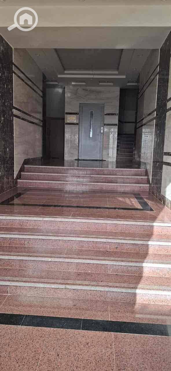 9 4e79063b-1be5-4882-9b35-5d3e1b349fc0. jpg