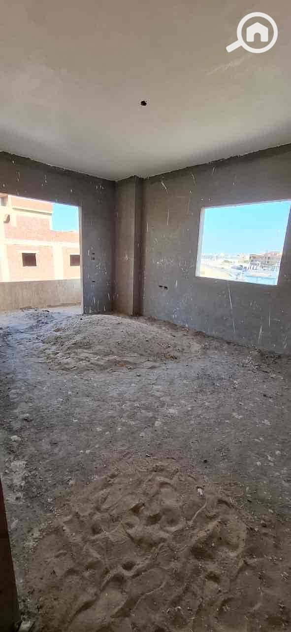 13 8ce165a1-0733-4958-a6af-37900b213bc4. jpg