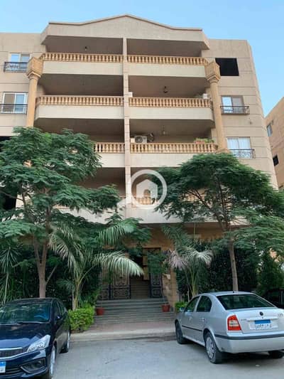 4 Bedroom Flat for Sale in 6th of October, Giza - 37a8ab5b-1718-4fb2-a6dd-0e9565b08782. jpg