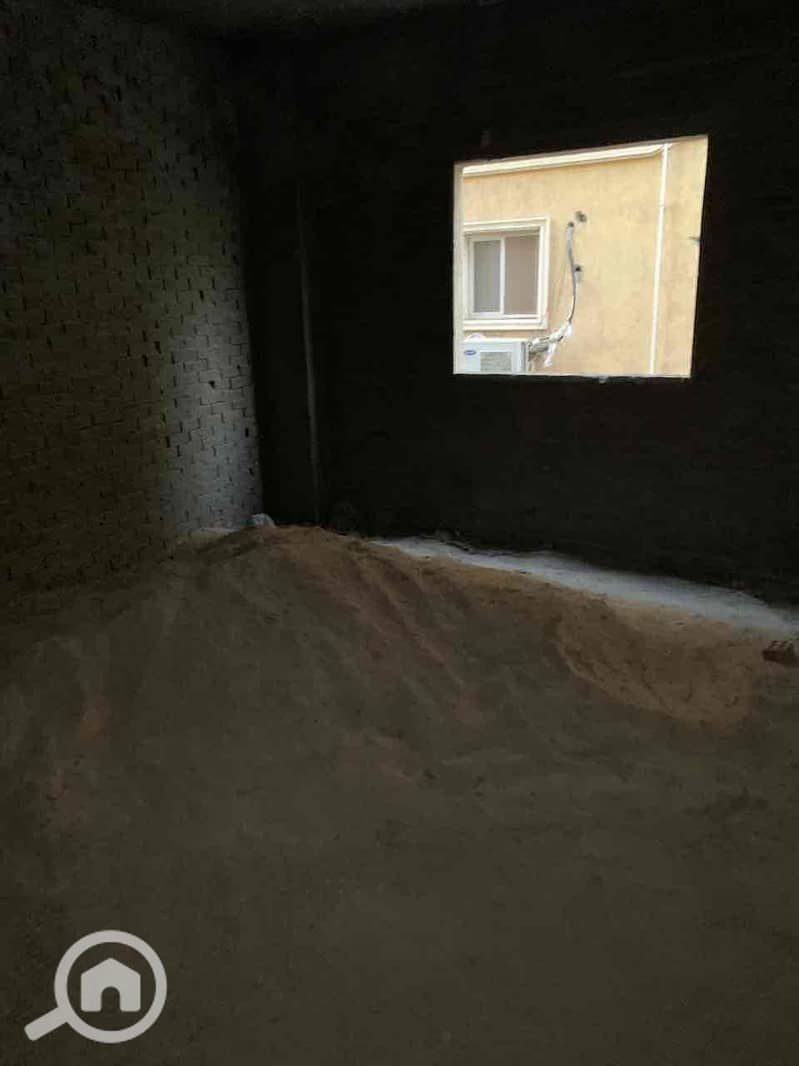 9 aee1473b-d6c1-48ae-9550-5b5d4b8eb096. jpg