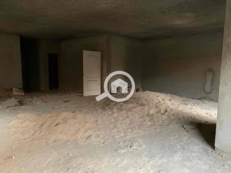 16 def05c8f-8da4-4b01-acd3-bb5a4786f9a7. jpg