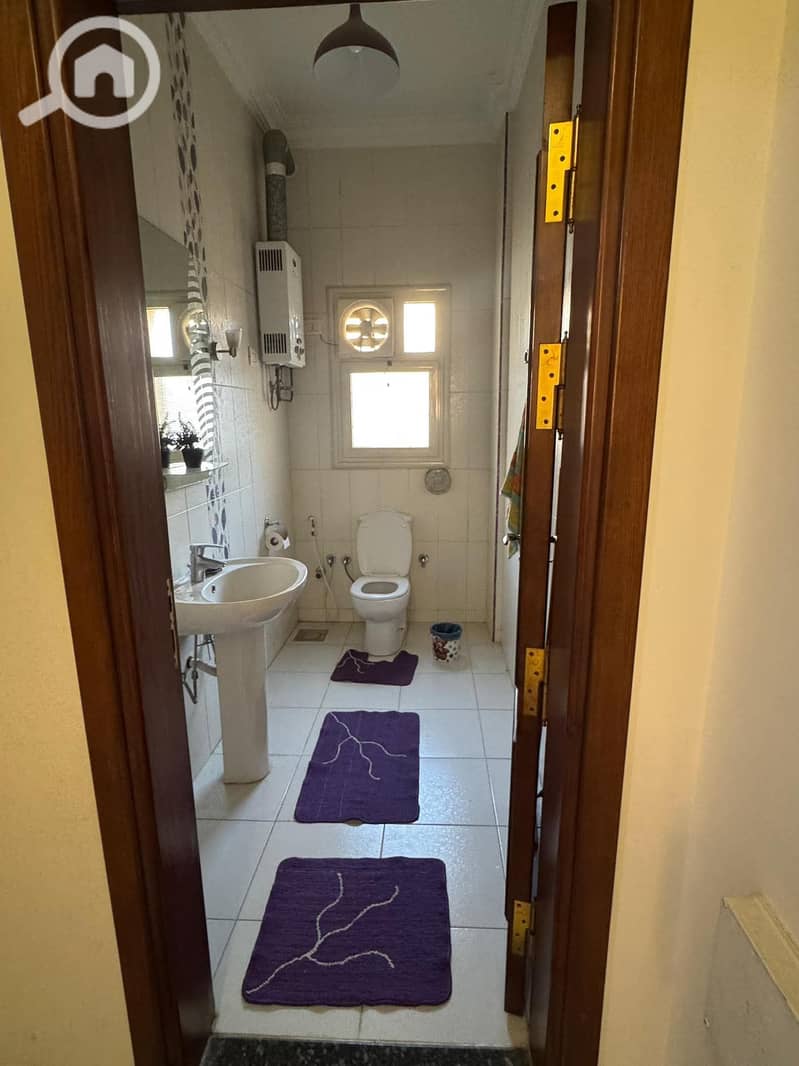 7 WhatsApp Image 2025-10-29 at 11.39. 45_585cb3b0. jpg