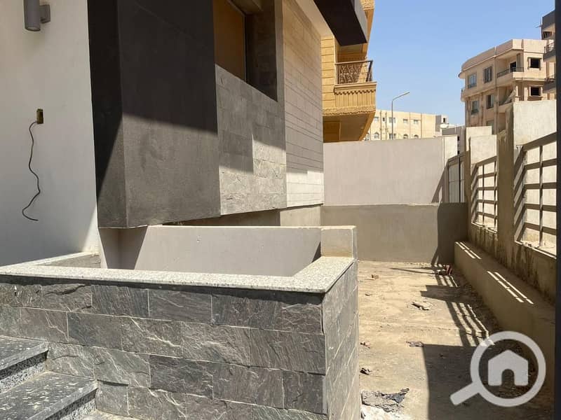 2 WhatsApp Image 2025-11-01 at 09.27. 01_a1c5f978. jpg