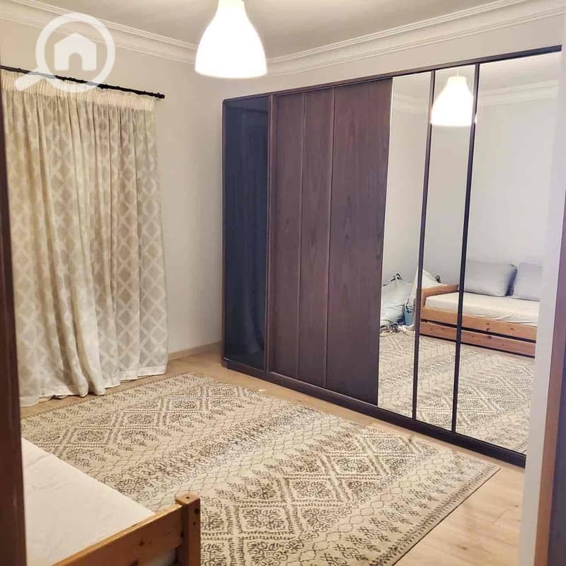 15 14ad2d1e-b521-4ef7-be67-f2d0d4a131ff. jpg