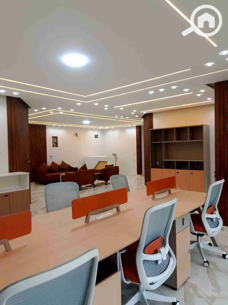 1000497456. jpg 1000497456. jpg