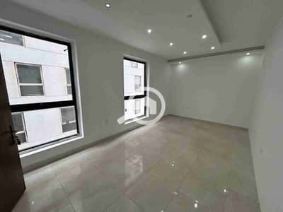 مکتب  للايجار في القطامية، القاهرة - 1000407459. jpg