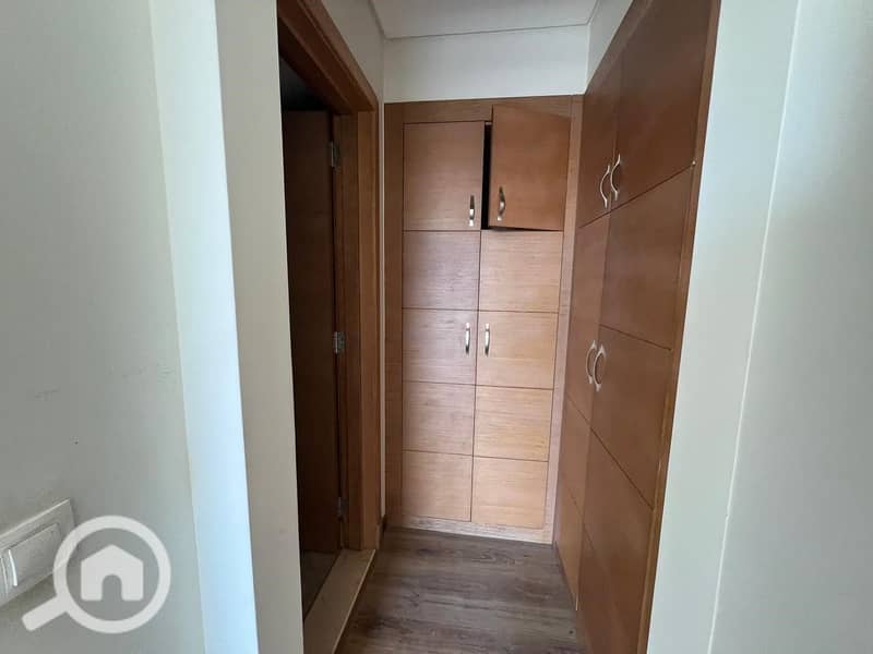 6 1d8305ca-ce91-4772-9154-ef2bd51abc99. jpg