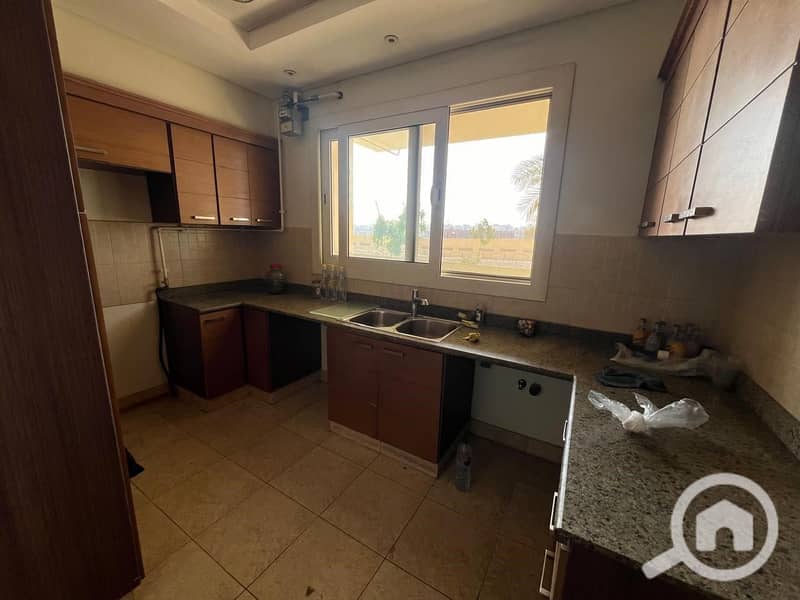 7 4e0c3400-8ac5-48e8-804b-788f818743c8. jpg